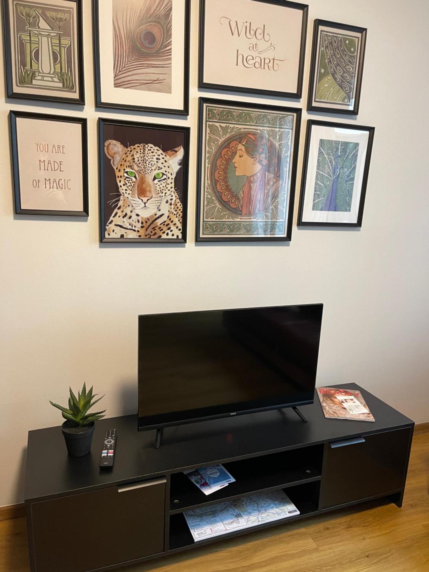Apartment Hilde Швац Екстериор снимка