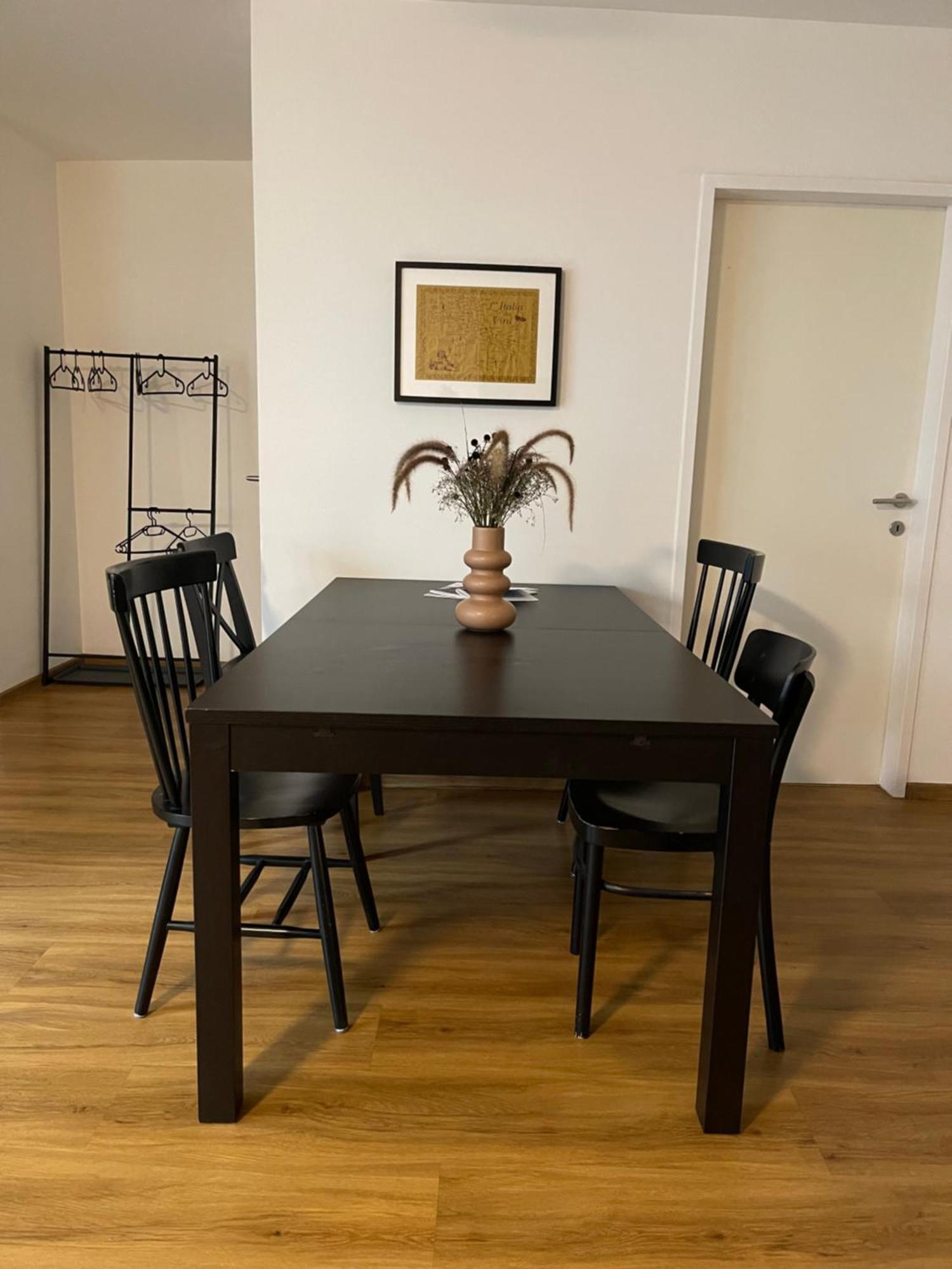 Apartment Hilde Швац Екстериор снимка