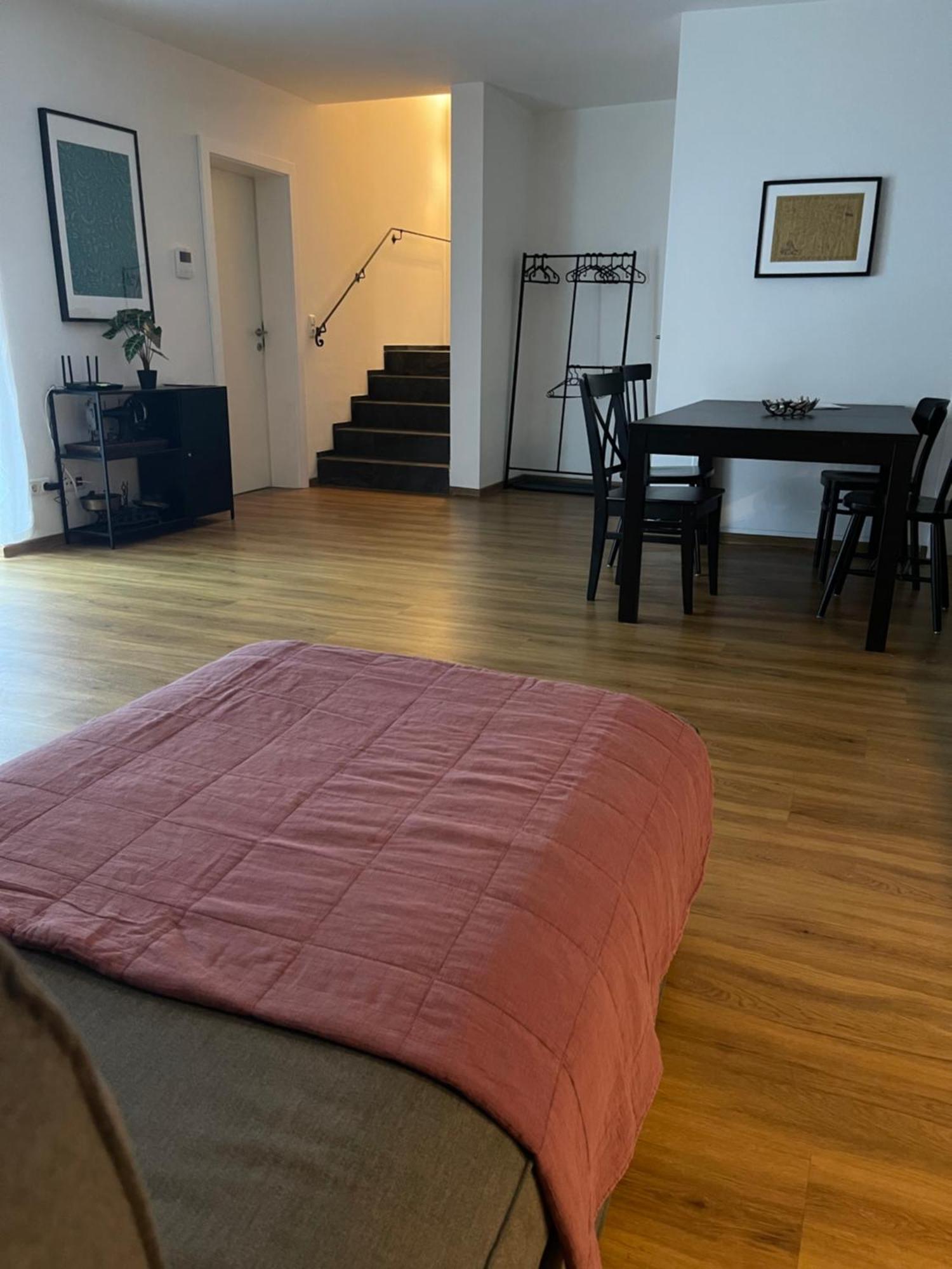 Apartment Hilde Швац Екстериор снимка